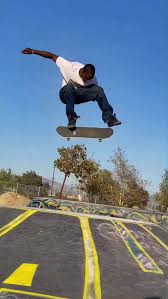 About Antwuan Dixon - Pro Skateboarder Profile, Biography and History