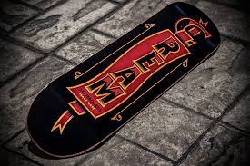 About Crème Skateboards