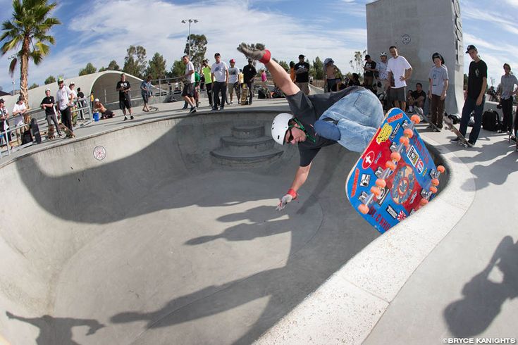 About Simon Woodstock - Pro Skateboarder Profile, Biography and History